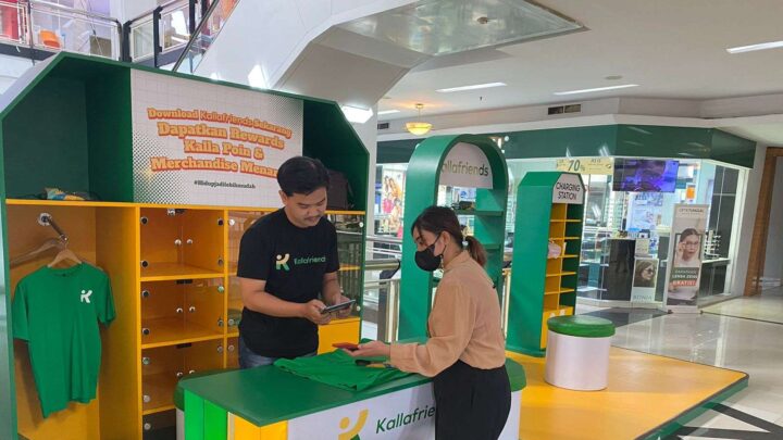 Punya Aplikasi Kallafriends? Tukar Poin Dengan Berbagai Merchandise di Mal Ratu Indah Kallafriends