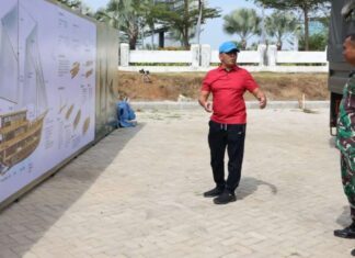 Danny Pomanto Siapkan Translator Jelaskan Konsep Pembangunan Kapal Pinisi ke Peserta MNEK 2023