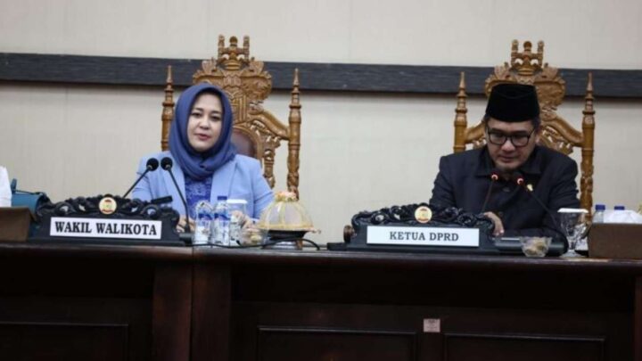 Pemkot Paparkan Capaian Realisasi Pendapatan dan Belanja TA 2022 di Rapat Paripurna DPRD Makassar pemkot makassar