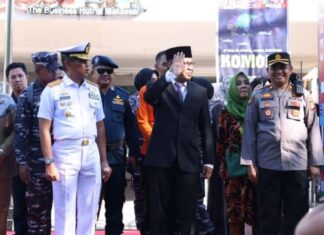 Danny Pomanto-Brigjen TNI Amir Kasman Lepas Peserta City Parade MNEK 2023
