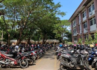 Rapi Namun Tak Aman, Potret Parkiran Fakultas Saintek UIN Alauddin Makassar