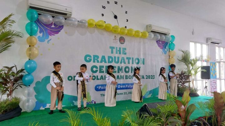 Usung Tema 'Paint Your Own Future', Sekolah Alam Bosowa Gelar Graduation Ceremony sekolah alam bosowa