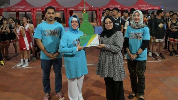 Indira Yusuf Ismail Buka Turnamen Basket SMP-SMA Kota Makassar/Humas Kominfo Makassar indira yusuf ismail