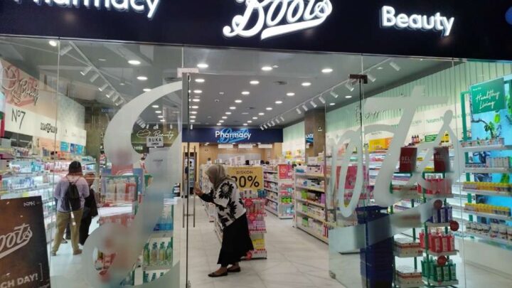 Hadir di Nipah Park Makassar, Boots Indonesia Berikan Promo nipah park