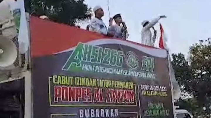 FPI ke Pemerintah: Tangkap Panji Gumilang, Tetapkan Ponpes Al Zaytun Sebagai Organisasi Terlarang fpi al zaytun