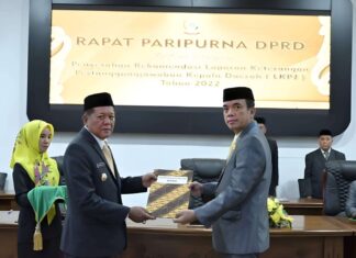 Bupati Soppeng Serahkan LKPJ 2022 ke Dewan