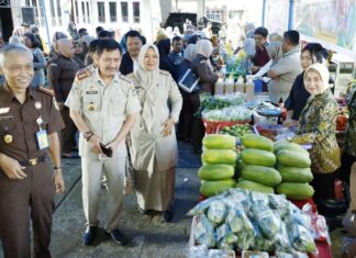 Sekda Palopo Luncurkan Gerakan Pangan Murah Serentak