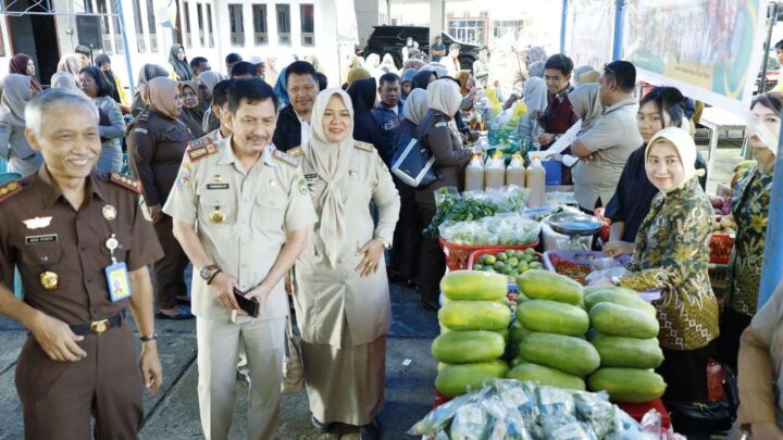 Sekda Palopo Luncurkan Gerakan Pangan Murah Serentak Pemkot Palopo