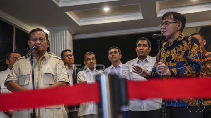PDIP Panggil Budiman Sudjatmiko Usai Sambangi Kediaman Prabowo Subianto pdip
