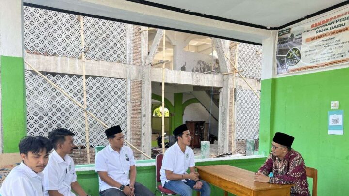 Santri Ganjar Bantu Renovasi Asrama Ponpes yang Rusak Akibat Kebakaran di Bantaeng Santri Ganjar
