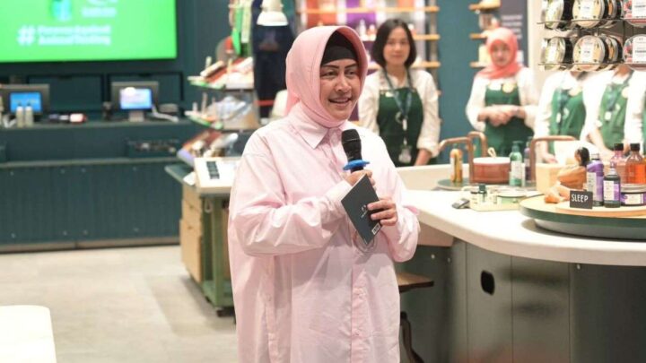 Ketua TP PKK Makassar Indira Yusuf Ismail Hadiri Grand Opening The Body Shop/Humas Kominfo Makassar tp pkk makassar