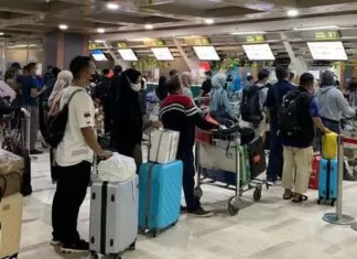 Penumpang bandara internasional Hasanuddin