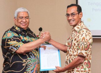 Gubernur Sultra Serahkan SK Lokasi Tanah Blok Pomalaa ke PT Vale