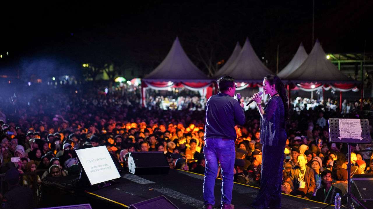 Iis Dahlia Hingga Band Cokelat Hibur Masyarakat Sorowako di Momen HUT Ke-55 Vale