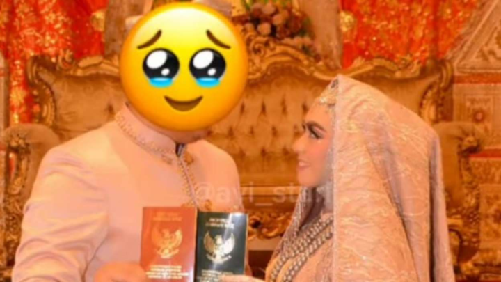 Tangkapan layar video viral suami ceraikan istri lewat ekspedisi usai kabur dari rumah/TikTok @ayi_stari suami ceraikan istri