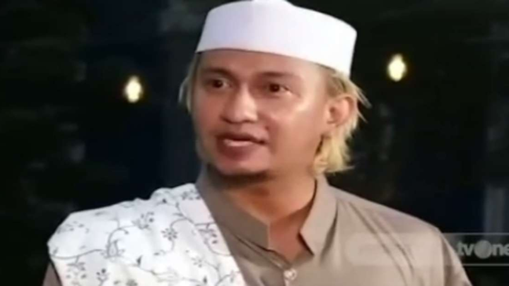 Sumpah Bahar Smith: Kalau Panji Gumilang Tak Ditangkap, Saya Akan ke Al Zaytun Seret Dia sumpah bahar smith
