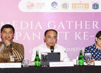 Jurnalis peliput KTT Asean ke-43