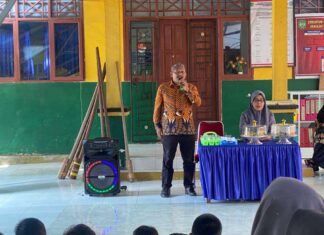 Permainan Rakyat Ma'longga dan Ma'cukke Diperkenalkan ke Anak-anak SD di Kota Palopo