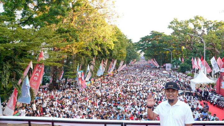 Gerak Jalan Anti Mager Bersama Gubernur Sulsel Digelar di Kota Parepare Gubernur Sulsel Andi Sudirman Sulaiman
