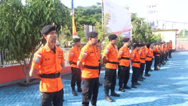 Jelang HUT RI, 52 Organisasi Potensi Basarnas Siaga di Gunung Bawakaraeng Basarnas
