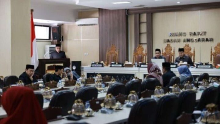 DPRD Makassar Godok Ranperda Pengolahan Limbah B3, Tuai Dukungan Pemkot dprd makassar