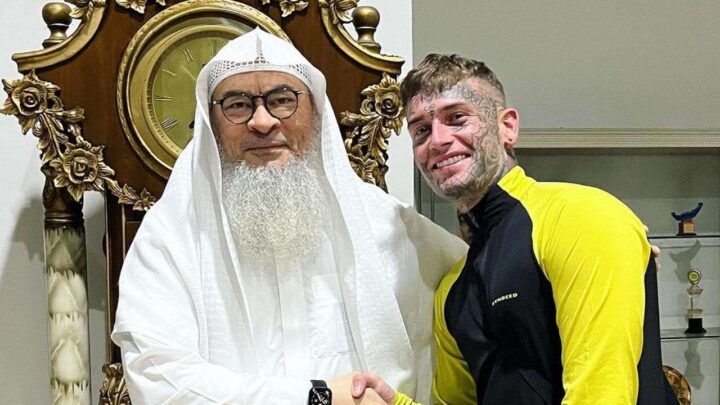 Biografi Sheikh Ashim Al Hakeem yang Berdarah Indonesia Sheikh Ashim Al Hakeem