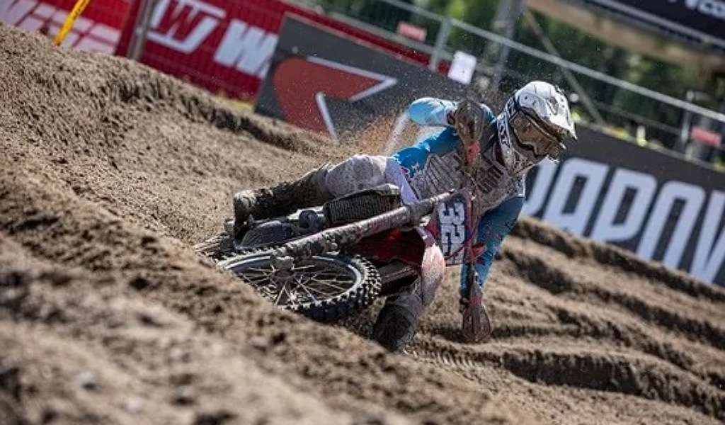 Crosser Indonesia Binaan AHM Delvintor Alfarizi Raih Poin Perdana di MXGP Eropa