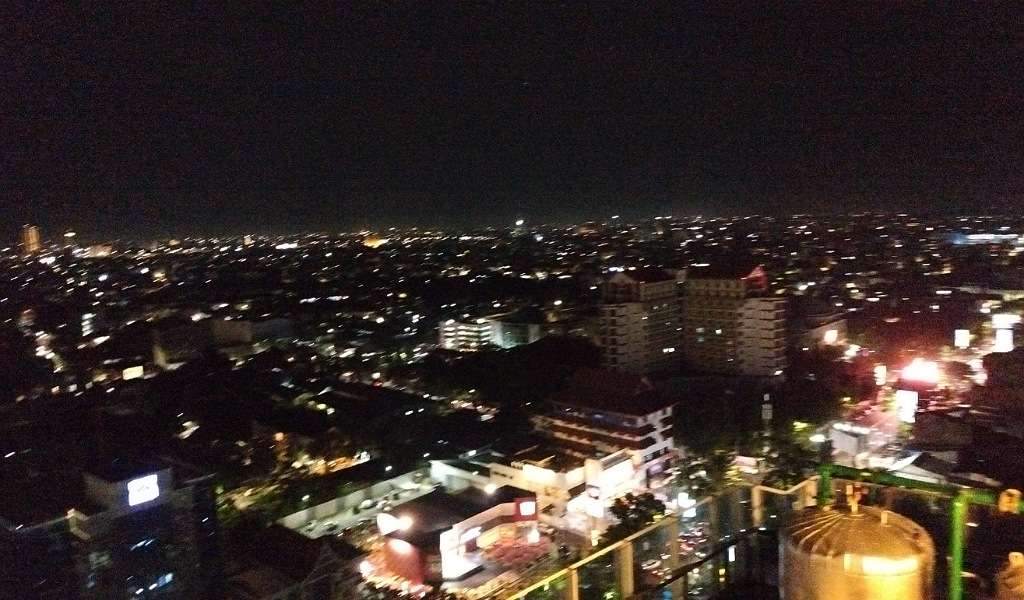 Sensasi Makan Sepuasnya di Lantai 21 Hotel Melia Makassar Sambil Menikmati City Light