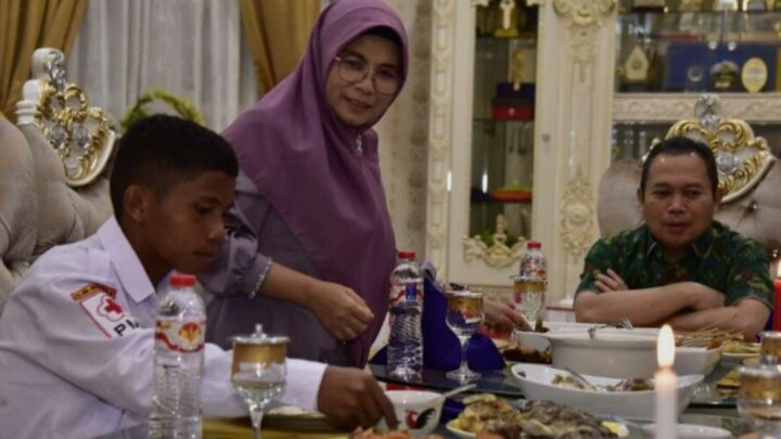 Riski Lamato, Pelajar Gorontalo Panjat Tiang Bendera 14 Meter di Tengah Upacara Kemerdekaan Riski Lamato