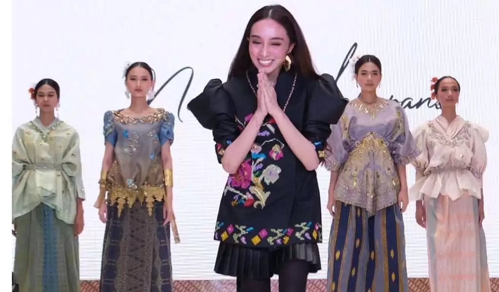 Berkenalan dengan Nanda Maharani Salsabila, Desainer Belasan Tahun yang Lestarikan Keindahan Wastra Nusantara