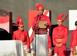 Ketua DPRD Makassar Rudianto Lallo Bacakan Teks Proklamasi di Upacara HUT RI ke-78