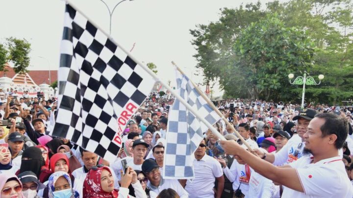 Berkat Inisiasi Gubernur Andi Sudirman, Gerak Jalan Anti Mager Berhasil Digelar di Sejumlah Daerah di Sulsel Gubernur Sulsel Andi Sudirman Sulaiman