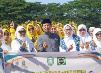 Kontingen Parepare Raih Juara Favorit Lomba Defile Pada Silaturahmi Akbar BKMT