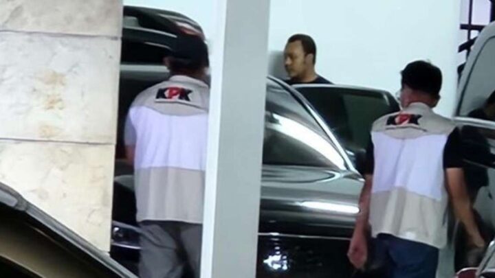 Selain Rumah, Mobil Mentan Syahrul Yasin Limpo Ikut Digeledah KPK syahrul yasin limpo