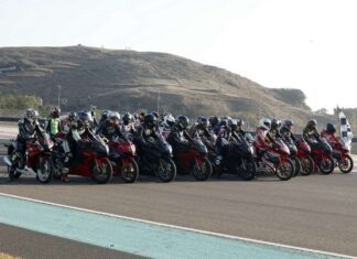 Dua Komunitas Honda Sulsel Pacu Adrenalin di Sirkuit Mandalika Dalam CBR Track Day 2023