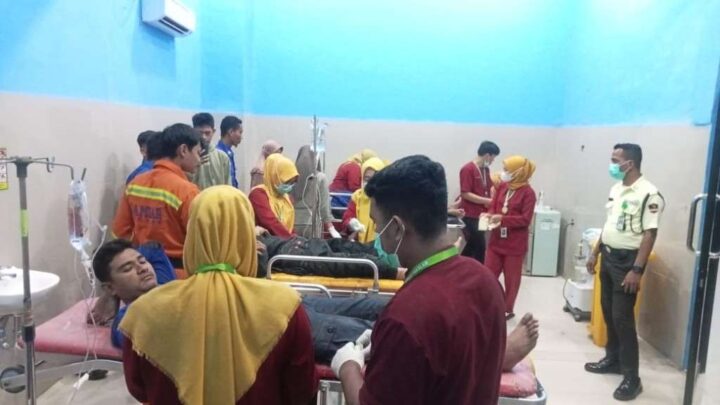 Tiga Orang Korban Kecelakaan Mobil Damkar Jeneponto Bakal Dirujuk ke RS Makassar Tiga Orang