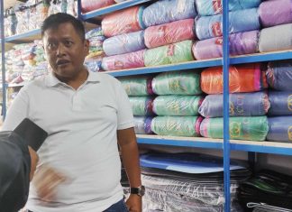 Cerita Pengusaha Datangkan 7 Kontainer Karpet Malaysia Tiap Bulan ke Makassar