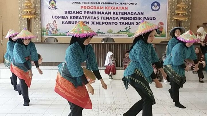 Keren, Tari Tematik Pajama Galung TK Pembina Kabupaten Jeneponto Sukses Memukau Penonton Keren