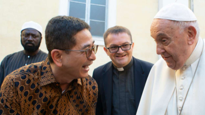 Kembali Sambangi Paus Fransiskus di Vatikan, Arsjad Rasjid: Dunia Butuh Aksi Nyata Perangi Pemanasan Global paus fransiskus vatikan