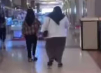 perempuan gemuk