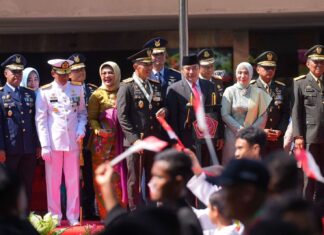 Hadiri Upacara Peringatan HUT Ke-78 TNI, Pj Gubernur Sulsel Akui TNI Hebat dan Kuat