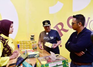 Pj Gubernur Sulsel Dorong Perekonomian Melalui Endorse Produk Lokal