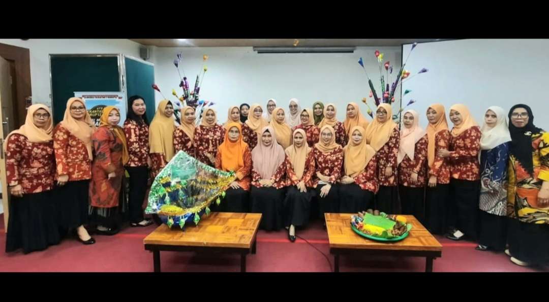 Peringatan Maulid Nabi Muhammad SAW 1445 H Digelar DWP UPT LHK SulSel Secara Khidmat