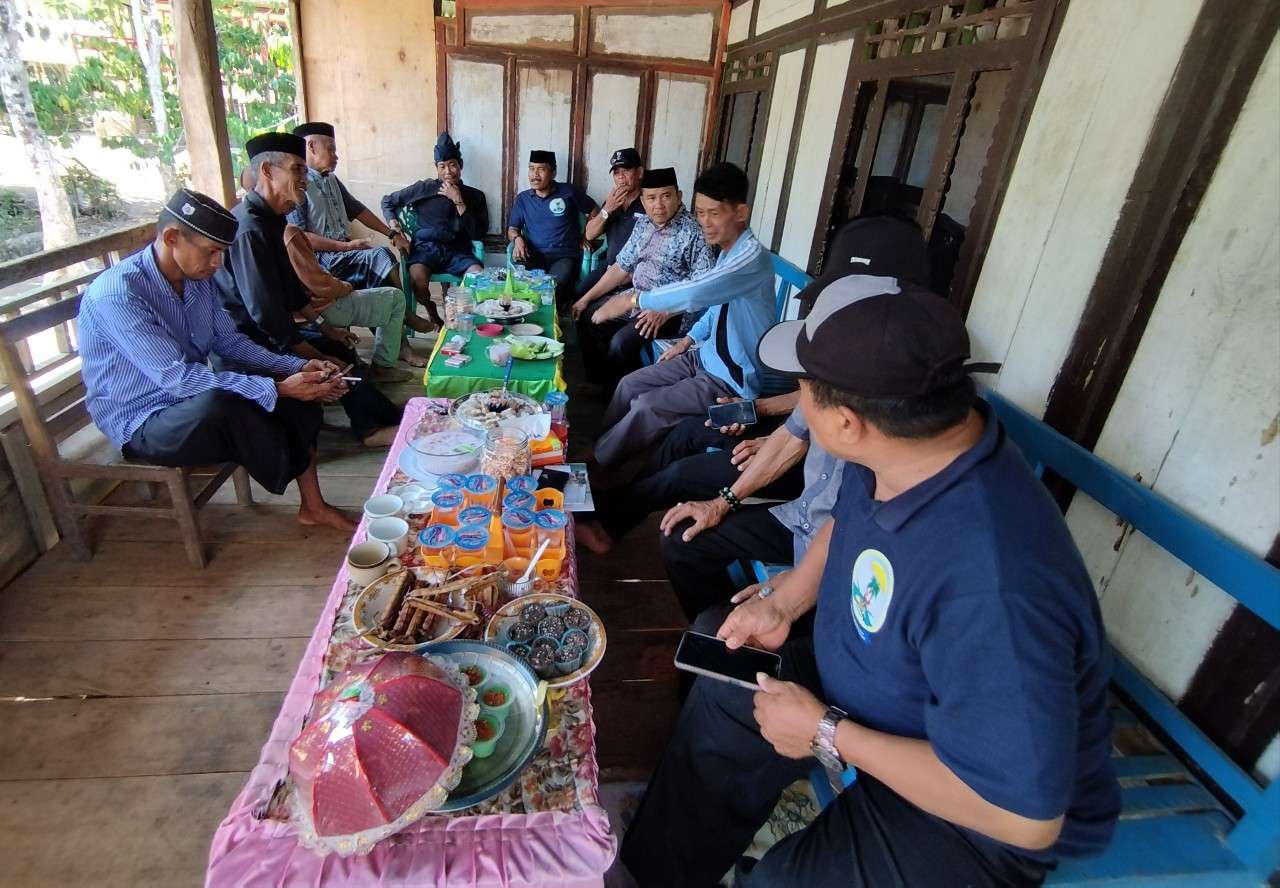 Keseruan Silaturahmi KKB Karaeng Tutu Daeng Matika: Dari Sholawat, Arisan Keluarga Hingga Ziarah Makam di Teteaka