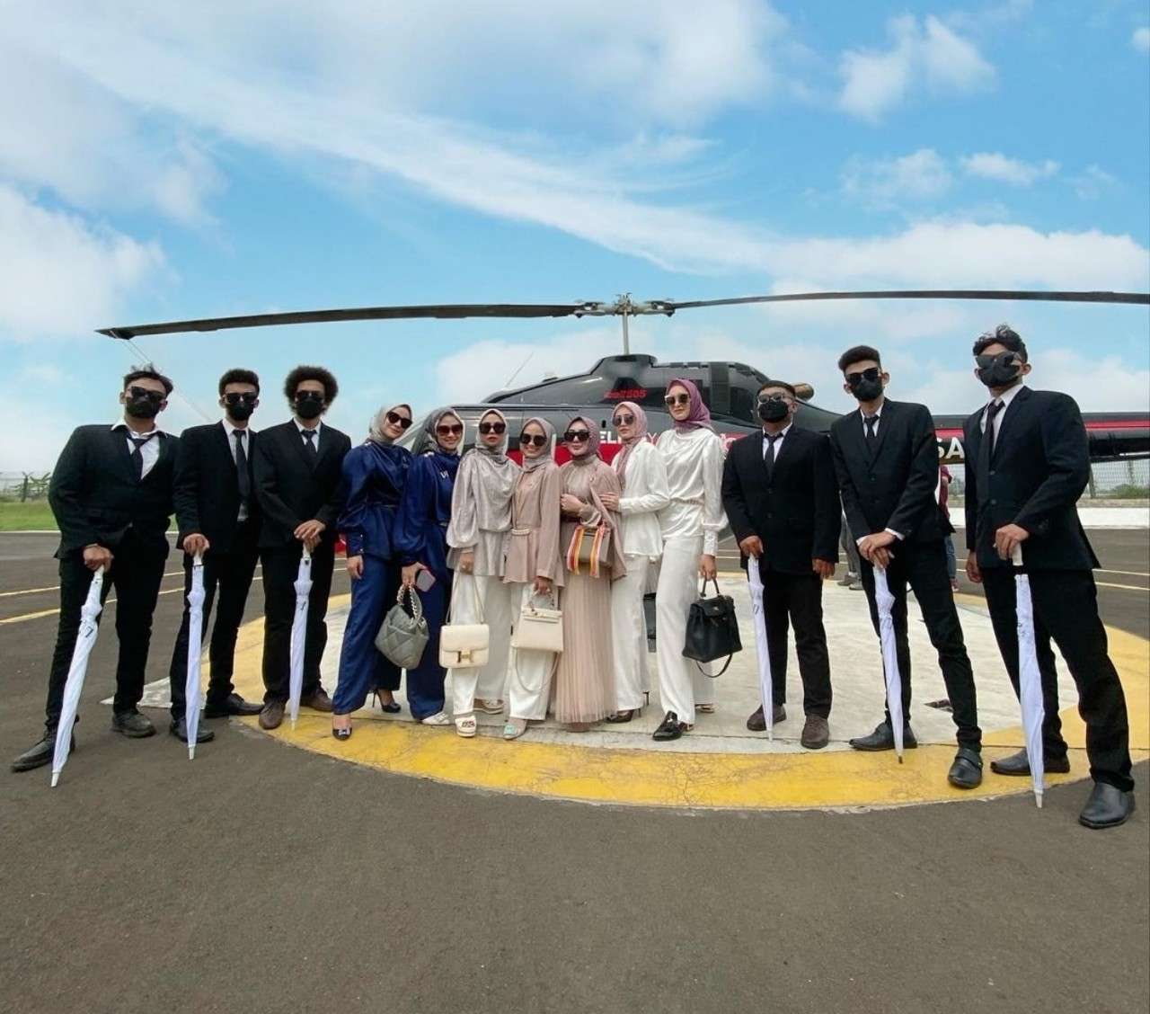 Dituding Hedon, Ternyata Priska Lagi Bekerja Promosikan Vanilla Hijab