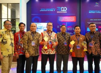 Selamat, Kota Makassar Raih Dua Penghargaan dari TP2DD 2023