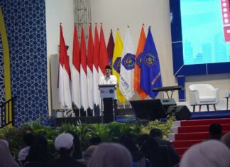 Ratusan Mahasiswa Unismuh Makassar Ikuti Edukasi OJK Terkait Keuangan