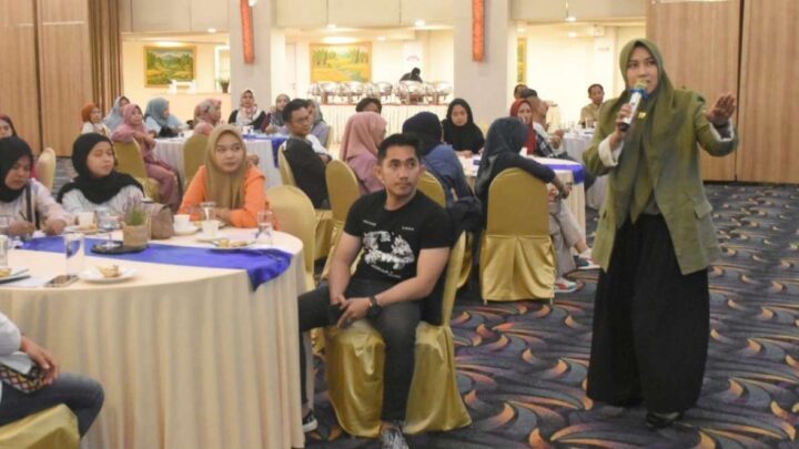 Anggota DPRD Makassar, Fatma Wahyuddin Gelar Sosialisasi Perda Perlindungan Guru dprd makassar