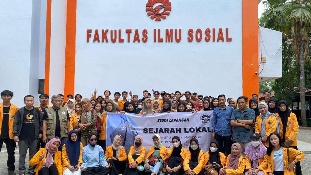 Mahasiswa Prodi Pendidikan Sejarah UNM, Outing Class di Kabupaten Bone dan Wajo