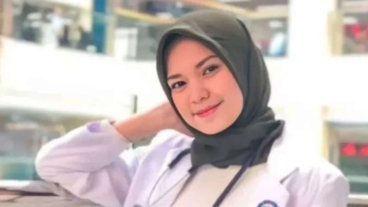 Terungkap, Alasan Dokter Cantik Karina Dinda Lestari Selingkuh dengan Mahasiswa Makassar AW karina dinda lestari selingkuh